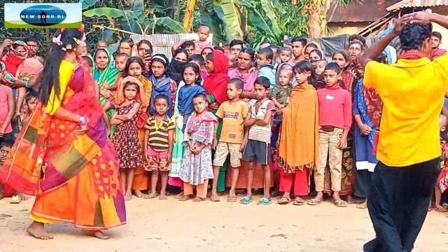 বিয়ের গীত | ডালিমের গাছে ডালিম ধরে | Dalimer Gache Dalim Dhore | Village Geet | Bangla New Git | #b смотреть онлайн