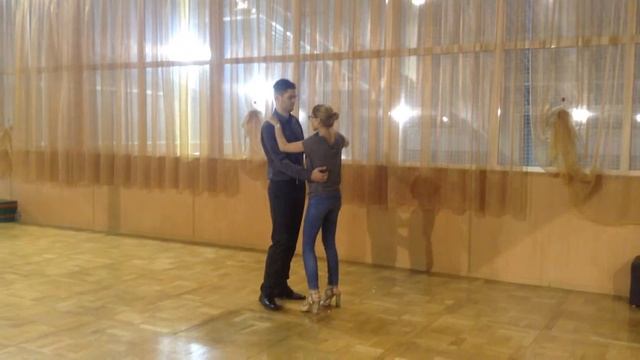 Свадебный танец-румба. Юра и Маша. СТК ВИВАТ смотреть онлайн