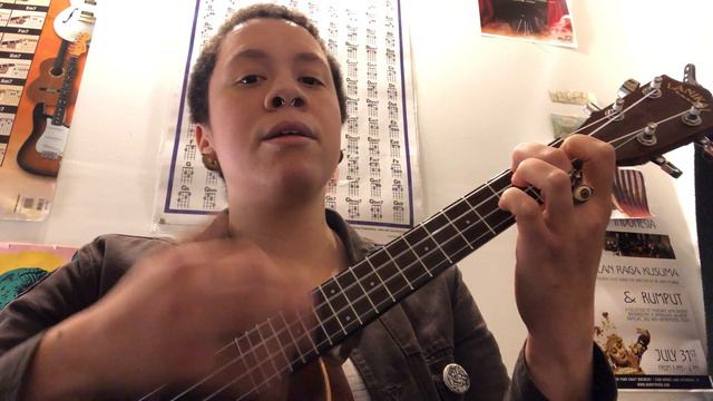Somewhere Over the Rainbow - Ukulele Lesson смотреть онлайн