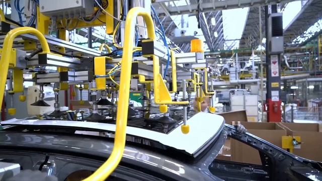 Новый Renault Megane Sedan смотреть онлайн