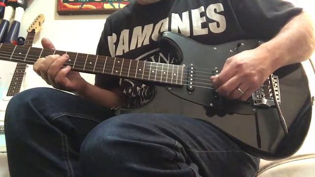 Ibanez Roadstar II Series RS440 Deluxe Black смотреть онлайн
