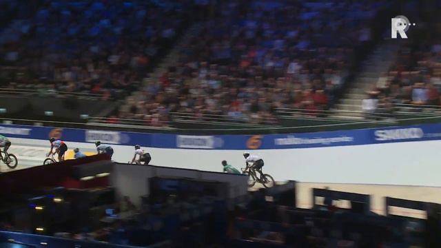 Terpstra en Keisse plaatsen beslissende aanval in koppelkoers смотреть онлайн