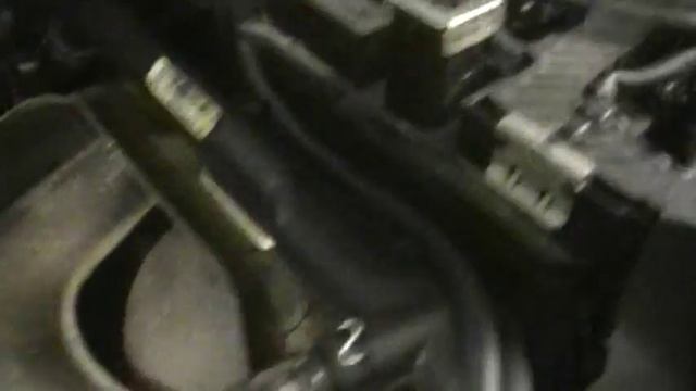 Стук в двигателе М 271.946 Mercedes W 203 смотреть онлайн