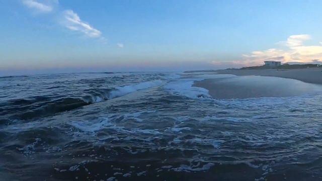 Gulp! vs. Sand Fleas - 5 Fish Species in the Summer Surf смотреть онлайн