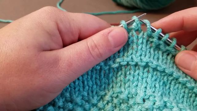 How to change a knit stitch into a purl stitch and vice versa. смотреть онлайн
