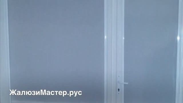 Кассетные рулонные шторы с направляющими на кухонное окно смотреть онлайн