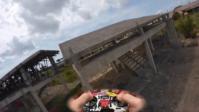FPV Freestyle Drone in Bando Resort смотреть онлайн