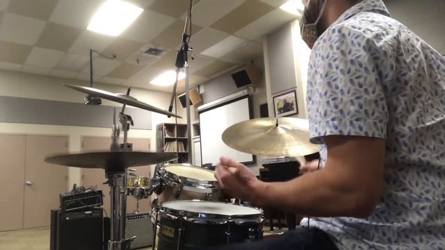Nothing Personal (Played by Caleb Davis) Feat. Mike Caudill and Steve Kerr смотреть онлайн