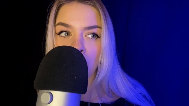 АСМР ?ИТИНГ МЕЛА?asmr Eating Chalk