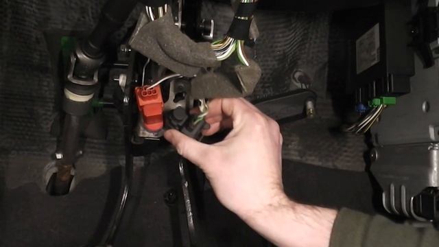 Brake Lights Stuck On Fix смотреть онлайн
