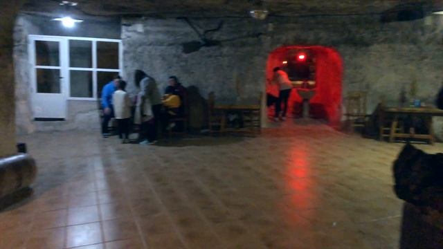 Cuevas del diablo en Alcalá del Júcar смотреть онлайн