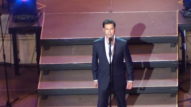 Mario Frangoulis with Stefanos Korkolis (in the piano)- Asturias/En Aranjuez con tu amor смотреть онлайн
