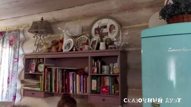 Дочки-матери. Как накормить малыша, поиграть с ним и уложить спать.