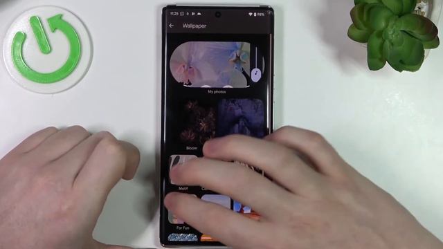 How to Change Lock Screen Wallpaper in Android 13 – Find Lock Screen Options смотреть онлайн