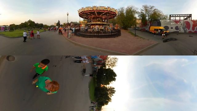 Панорамное Видео 360 VR 4K для очков виртуальной реальности. Парк Горького день города
