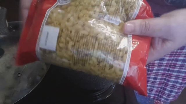 МАКАРОНЫ ПО ФЛОТСКИ Со сметаной.Очень вкусно и просто