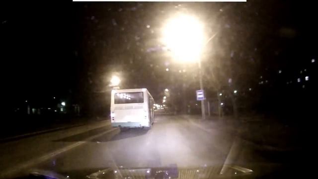 ...вдруг откуда ни возмись,появился....... смотреть онлайн