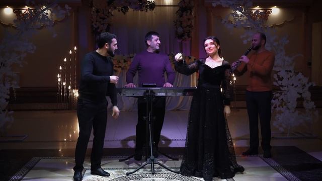 гр АРАН & НАБАТ ТАГИРОВА - Зи шад югъ НОВИНКА 2023 смотреть онлайн