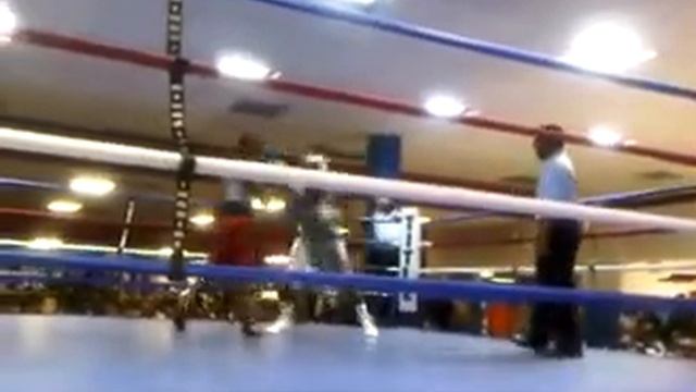 Cortland PerkinsUpton Gym Semi Finals Golden Gloves Dc/MD March 2010 смотреть онлайн