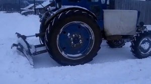 Т 40 чистит снег