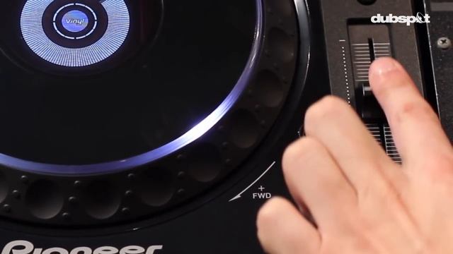 Controlling Traktor w/ Pioneer CDJ 2000s Pt 2 - Dubspot Video Tutorial w/ DJ Endo смотреть онлайн