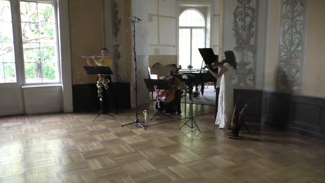 Vivaldi "Vasara". Koncerts "Visskaistākie gadalaiki" Cesvaines pilī 2016. gada 21. maijā смотреть онлайн
