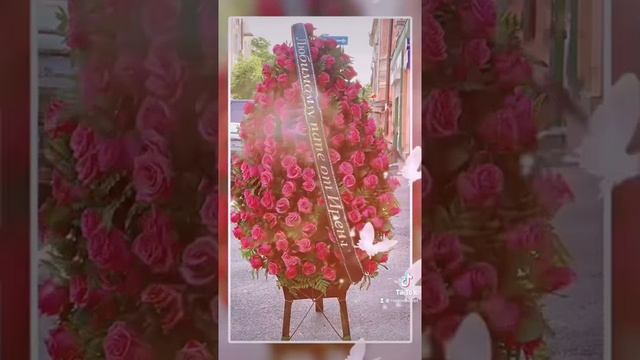 Купить траурные венки и корзины из живых цветов на похороны в Ростове на Дону. смотреть онлайн