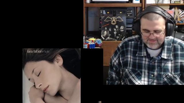 Groovy Reacts (Lara Fabian - Bambina) смотреть онлайн