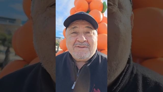 С НАСТУПАЮЩИМ НОВЫМ ГОДОМ, ДРУЗЬЯ! смотреть онлайн