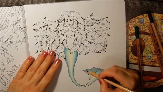 Раскрашиваю сияющий изнутри объект и болтаю о Германии смотреть онлайн