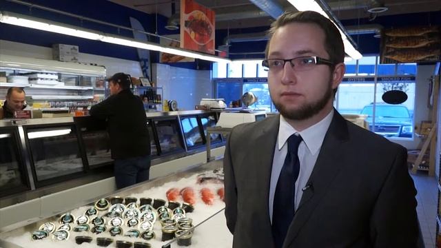 Статус на тарелке: черная икра в Торонто смотреть онлайн