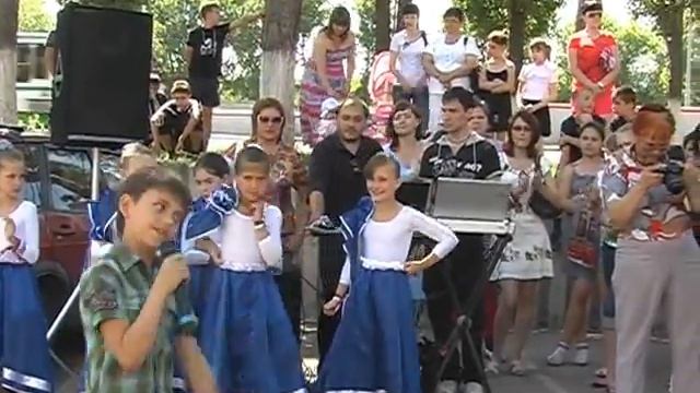 Красников Дмитрий -- Дорога к солнцу (гимназия №3 Ансамбль "Надежда") смотреть онлайн