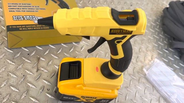 Cordless glue gun dewalt 20v смотреть онлайн