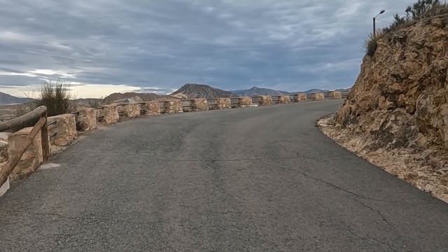 Неизвестная Испания. Святилище Марии Магдалены и крепость ла Мола в Новельде 1 из 2. смотреть онлайн