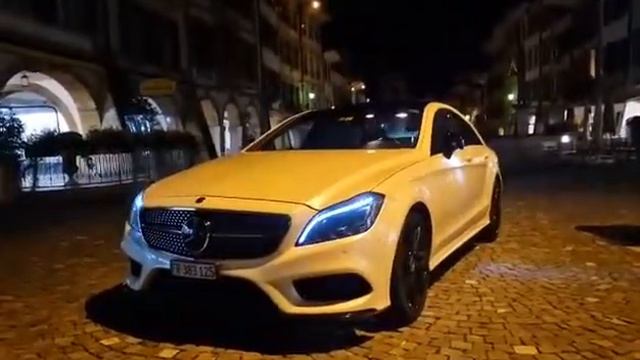 MERCEDES-BENZ CLS 400 4Matic 9G-Tronic смотреть онлайн