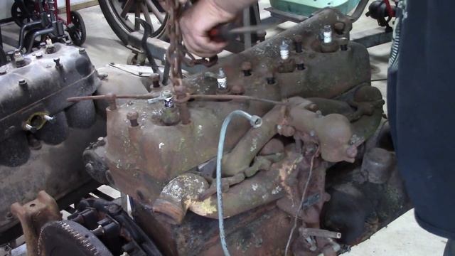 Model T ford Engine Build 4 смотреть онлайн