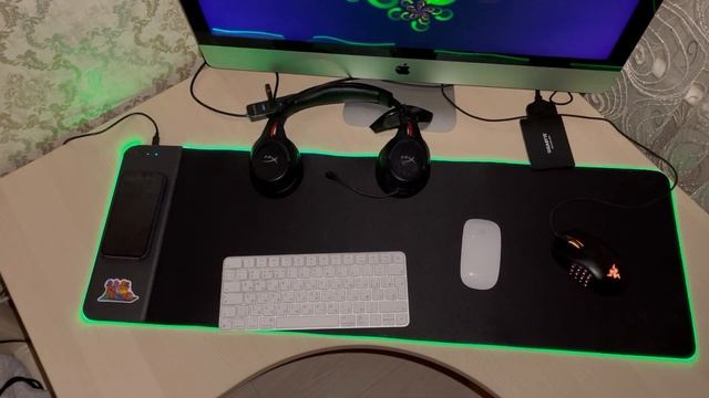 Игровой коврик для мыши, 800x300x4 мм, с функцией беспроводной зарядки и RGB подсветкой! смотреть онлайн
