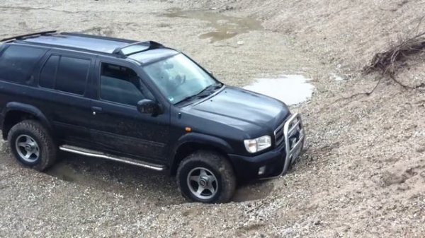 Nissan Pathfinder R50