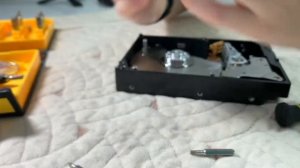 Что внутри HDD Fusion drive 1Tb Apple IMac 27". Разберем и посмотрим.