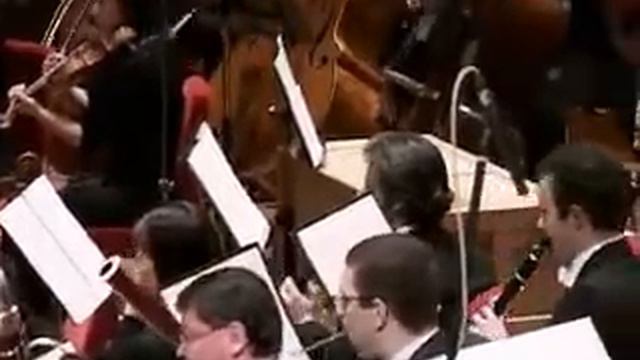 Sintonie 2004 - Daniel Harding dirige la Malher Chamber Orchestra смотреть онлайн