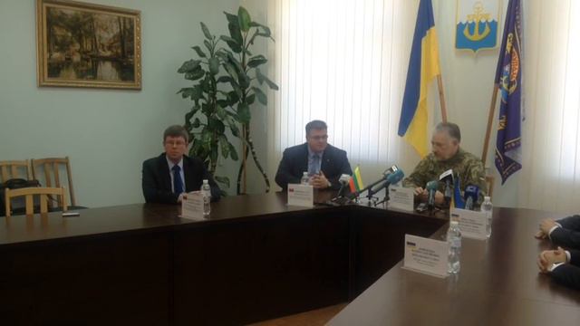 Министр иностранных дел Литвы в Мариуполе смотреть онлайн