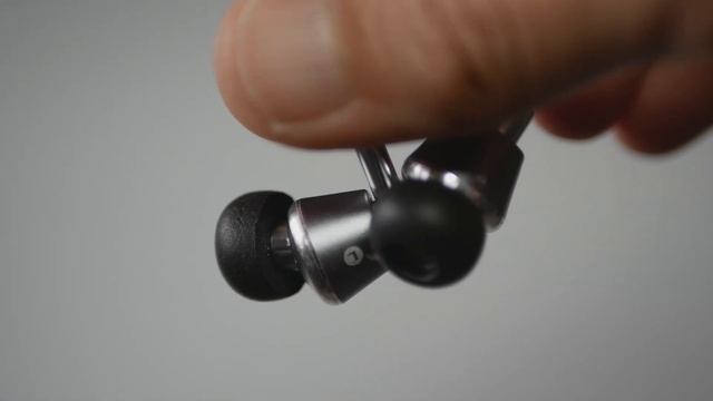 1More Triple Driver In Ear Headphones ( Hi-Res Audio ) Long Term Short Review смотреть онлайн