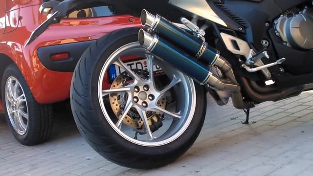 Honda vfr1200f with RAPTOR exhaust смотреть онлайн