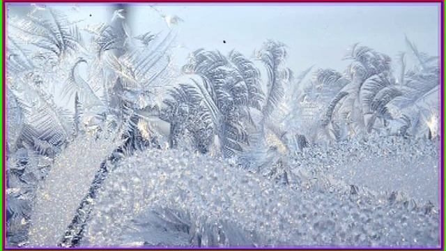 РИСУНКИ ДЕДА МОРОЗА НА СТЕКЛЕ ! 3 смотреть онлайн