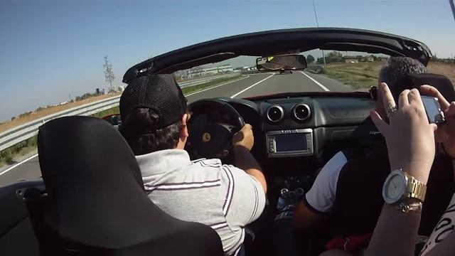 Passeio de Ferrari - Maranello - Italia - MAFN смотреть онлайн
