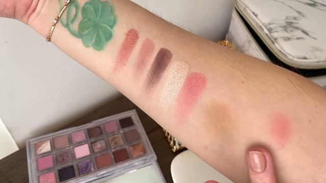 Косметичка недели ? косметика на первую неделю марта #косметичканедели #hudabeauty #natashadenona смотреть онлайн