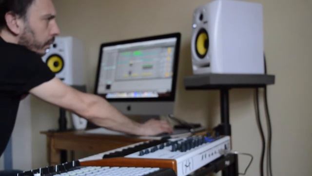 Cad and Bounder - EP Teaser смотреть онлайн