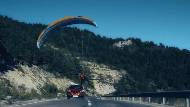 RENAULT KADJAR смотреть онлайн