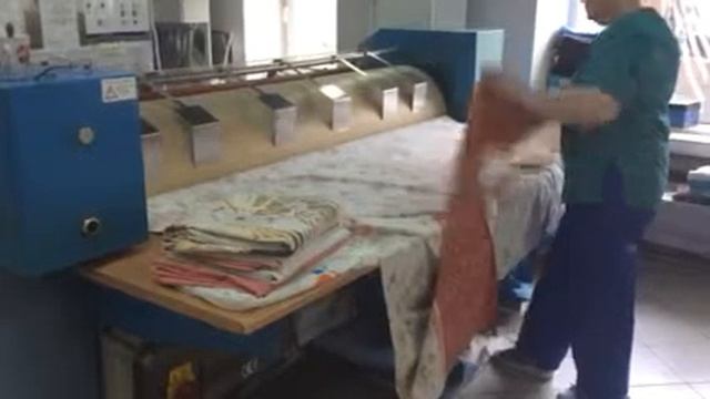 Процесс утюжки постельного белья смотреть онлайн