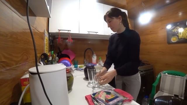 СОЗДАЛИ УЮТ НА КУХНЕ \ ДОЛГО ИСКАЛИ И НАШЛИ ОБНОВИЛИ КУХНЮ \ ДЕРЕВЕНСКАЯ ЖИЗНЬ смотреть онлайн